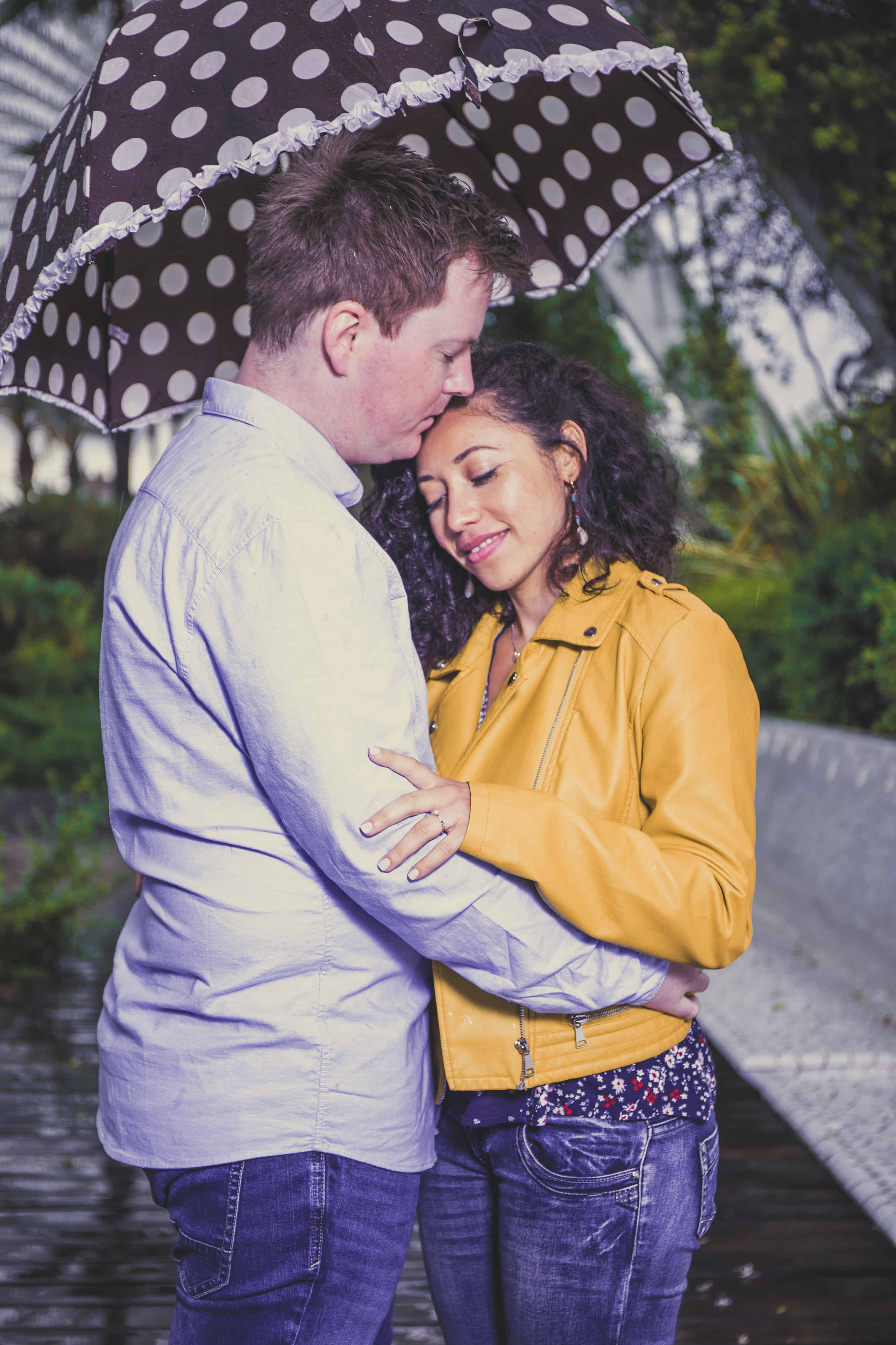 Sesión preboda jardín Ciudad de las Arte Valencia